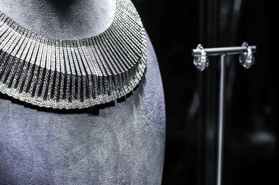 ��ʱ��֮����ϵ�ж�����֮����ǧɽ��